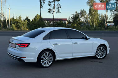 Седан Audi A4 2018 в 
