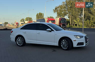 Седан Audi A4 2018 в 