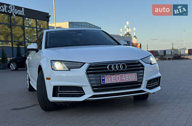 Седан Audi A4 2018 в 
