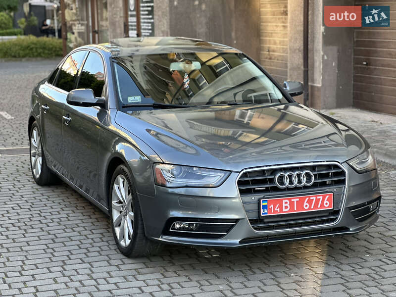 Седан Audi A4 2013 в Ивано-Франковске