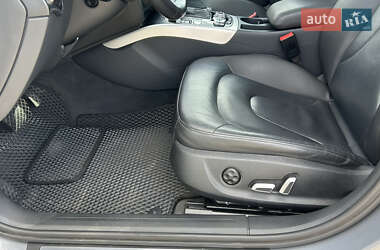 Седан Audi A4 2015 в 