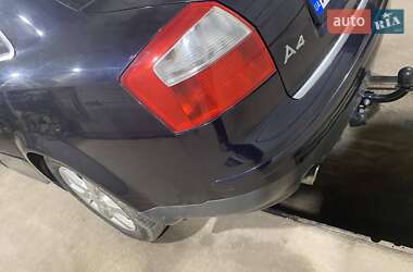 Седан Audi A4 2002 в 
