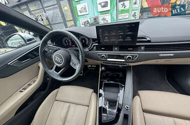 Седан Audi A4 2019 в 