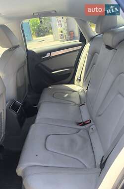 Седан Audi A4 2011 в 