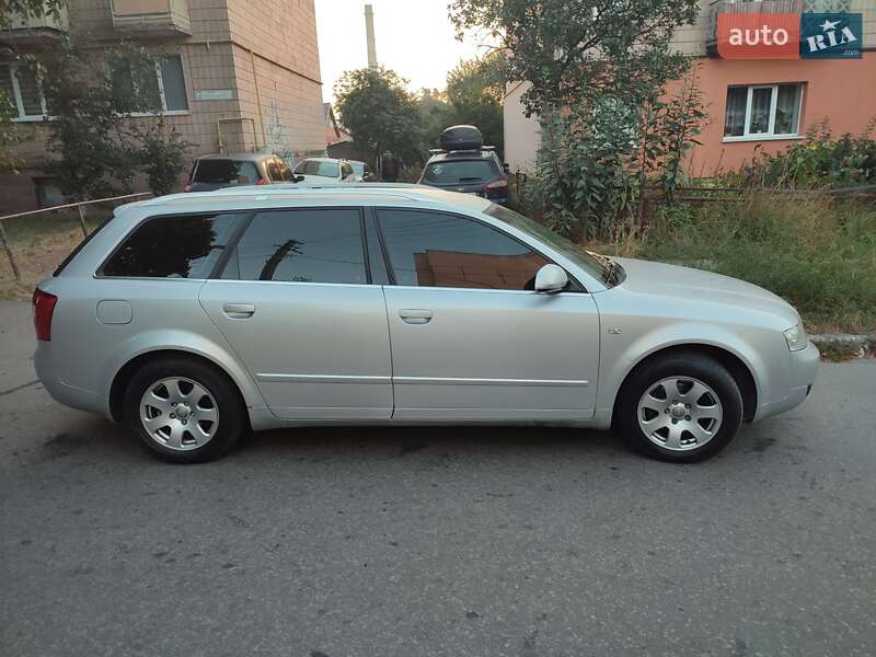 Універсал Audi A4 2003 в Рівному