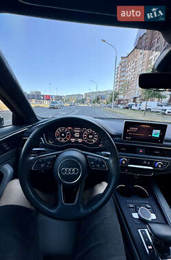 Седан Audi A4 2017 в 