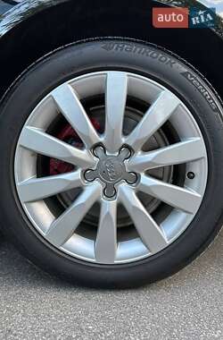 Седан Audi A4 2015 в 