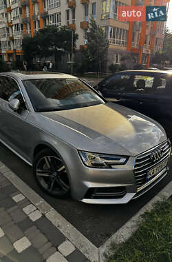 Седан Audi A4 2017 в Киеве