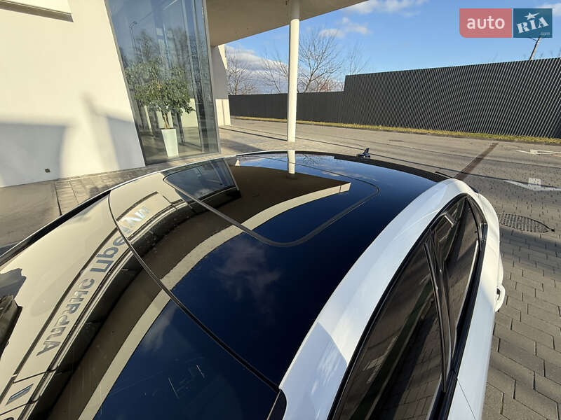 Седан Audi A4 2019 в Ивано-Франковске