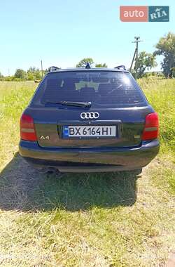 Універсал Audi A4 1998 в 