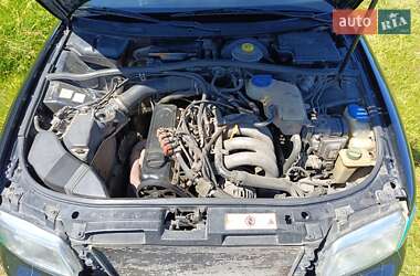 Універсал Audi A4 1998 в 