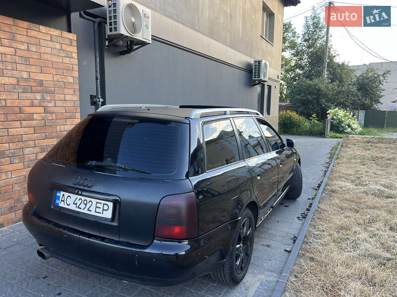 Универсал Audi A4 1997 в Ратным