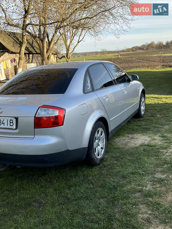 Седан Audi A4 2002 в Млиніві фото 7 Седан Audi A4 2002 в Млиніві