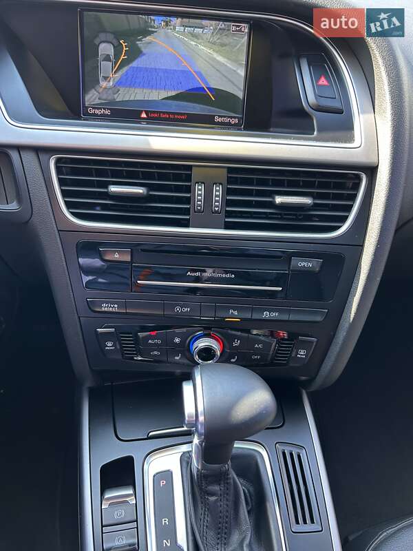 Седан Audi A4 2014 в Черноморске