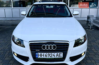 Седан Audi A4 2012 в 