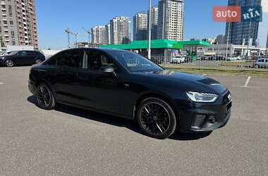 Седан Audi A4 2021 в 