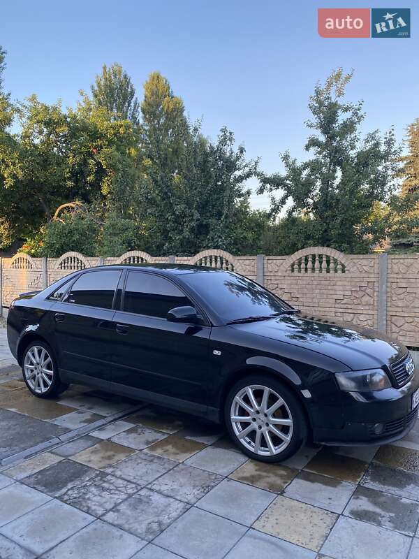 Седан Audi A4 2000 в Каменском