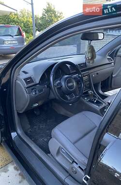 Седан Audi A4 2000 в 
