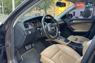 Седан Audi A4 2012 в 