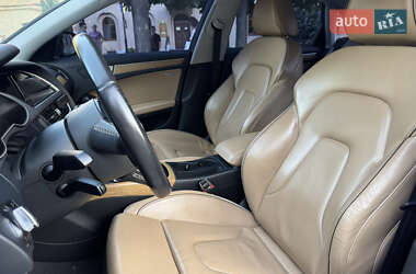 Седан Audi A4 2012 в 