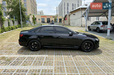 Седан Audi A4 2016 в 