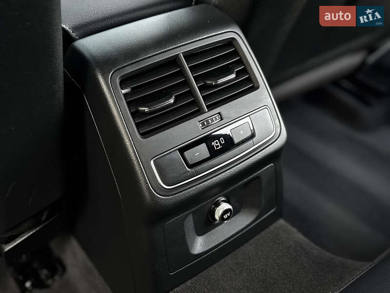 Универсал Audi A4 2021 в Львове