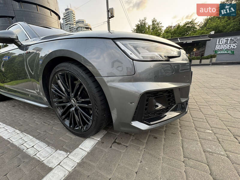 Седан Audi A4 2016 в Киеве