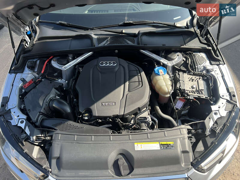 Седан Audi A4 2017 в Киеве