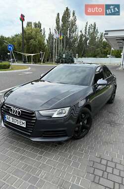 Седан Audi A4 2016 в Одессе