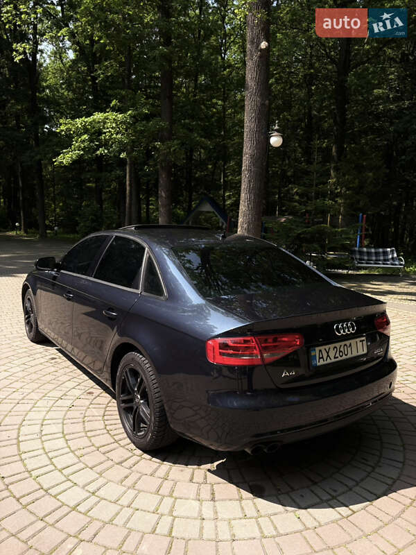 Седан Audi A4 2012 в Богородчанах
