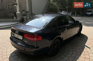 Седан Audi A4 2012 в 