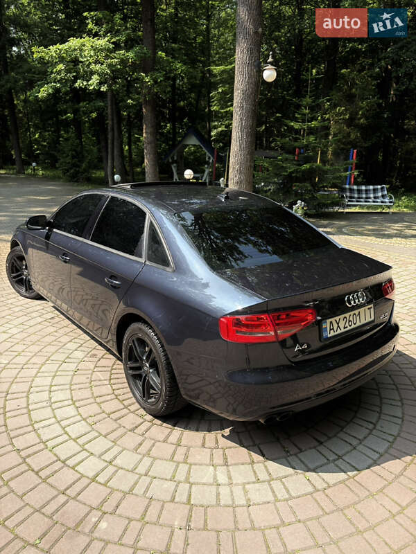 Седан Audi A4 2012 в Богородчанах