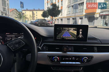 Седан Audi A4 2018 в 