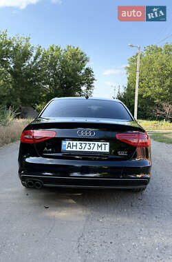 Седан Audi A4 2015 в 