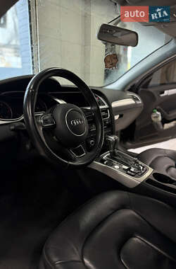 Седан Audi A4 2015 в 