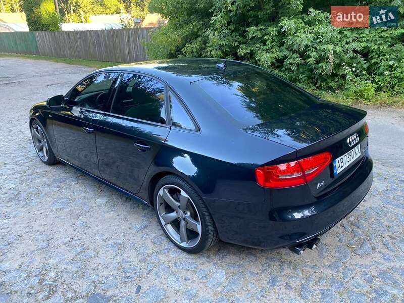 Седан Audi A4 2015 в 