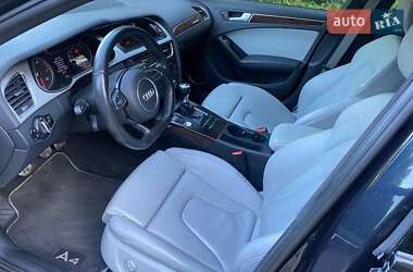 Седан Audi A4 2015 в 