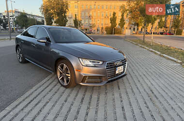 Седан Audi A4 2017 в 