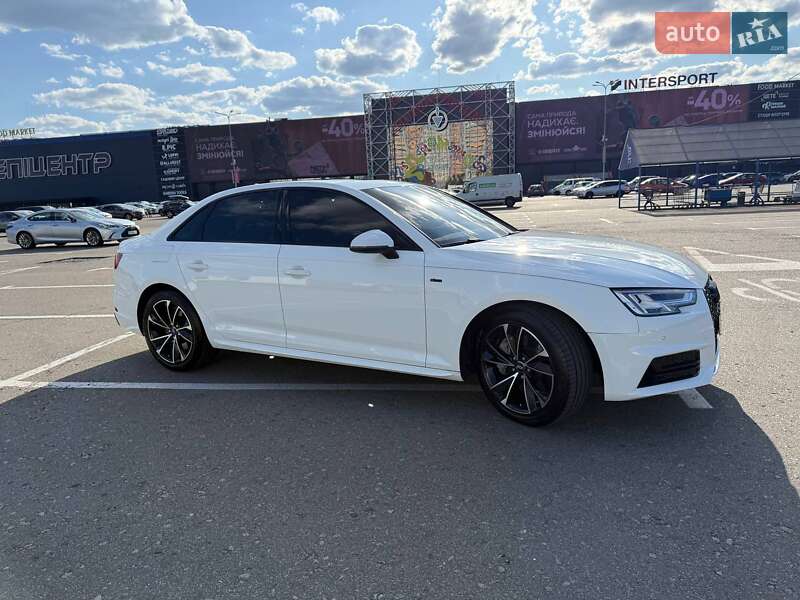 Седан Audi A4 2018 в Києві