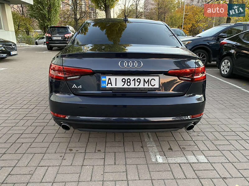 Седан Audi A4 2016 в Києві