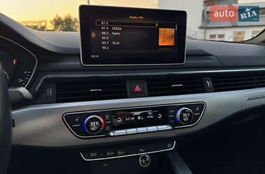 Седан Audi A4 2018 в 