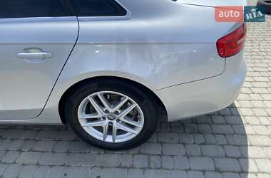 Седан Audi A4 2013 в 
