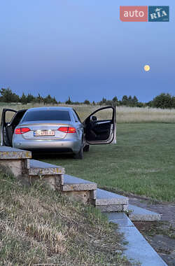 Седан Audi A4 2009 в 