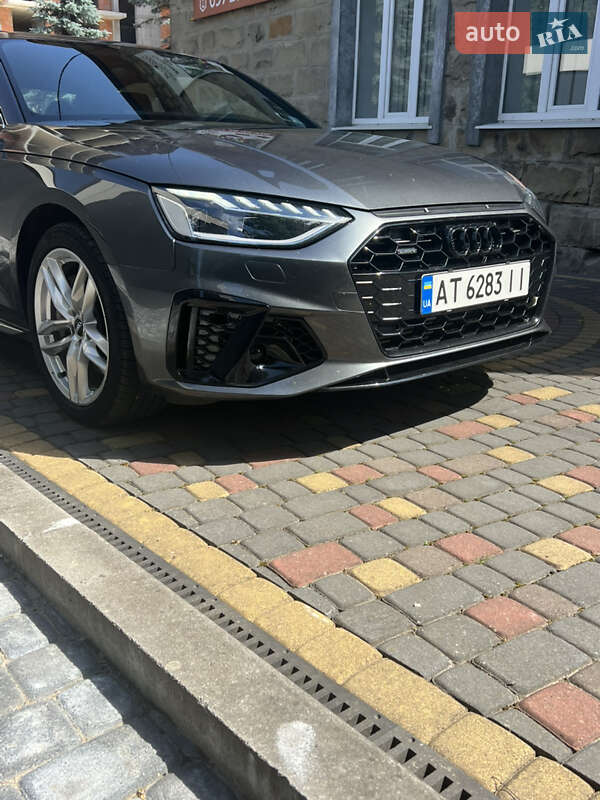 Седан Audi A4 2020 в Яремче
