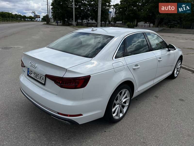 Седан Audi A4 2018 в Запоріжжі