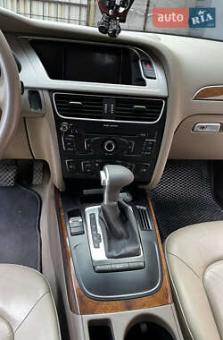 Седан Audi A4 2011 в 