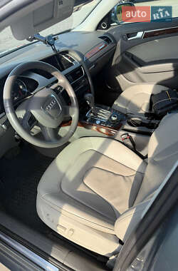 Седан Audi A4 2010 в 