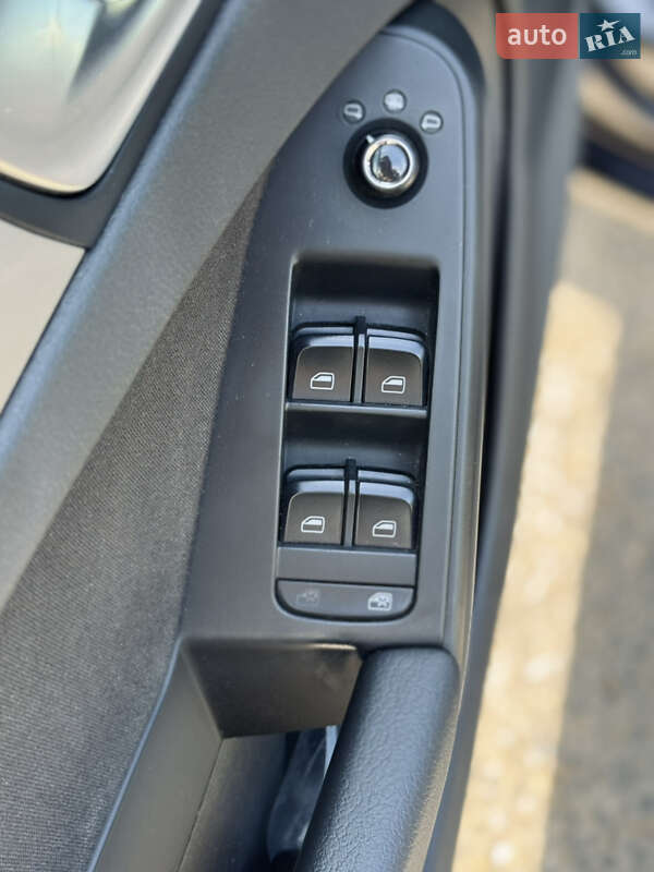 Универсал Audi A4 2011 в Бурштыне фото 16 Универсал Audi A4 2011 в Бурштыне