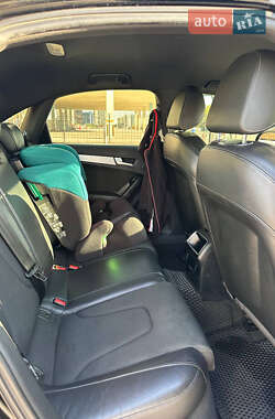Седан Audi A4 2012 в 