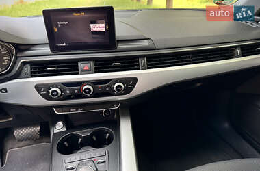 Седан Audi A4 2018 в 